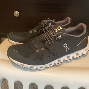 On Cloud womens shoes. Excellent condition. Worn 3 times. Too small for me :(